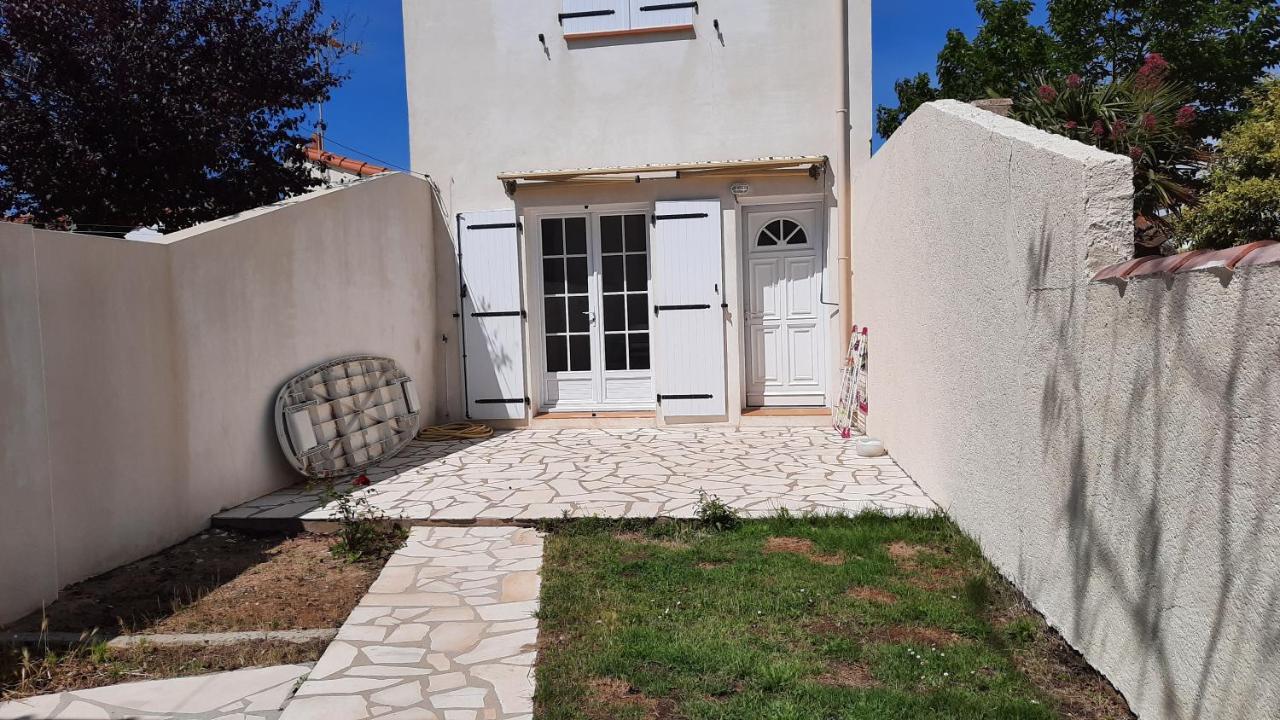 Charmante Maison De Ville Avec Jardin - 2 Chambres - 5 Pers Saint-Jean-de-Monts Luaran gambar